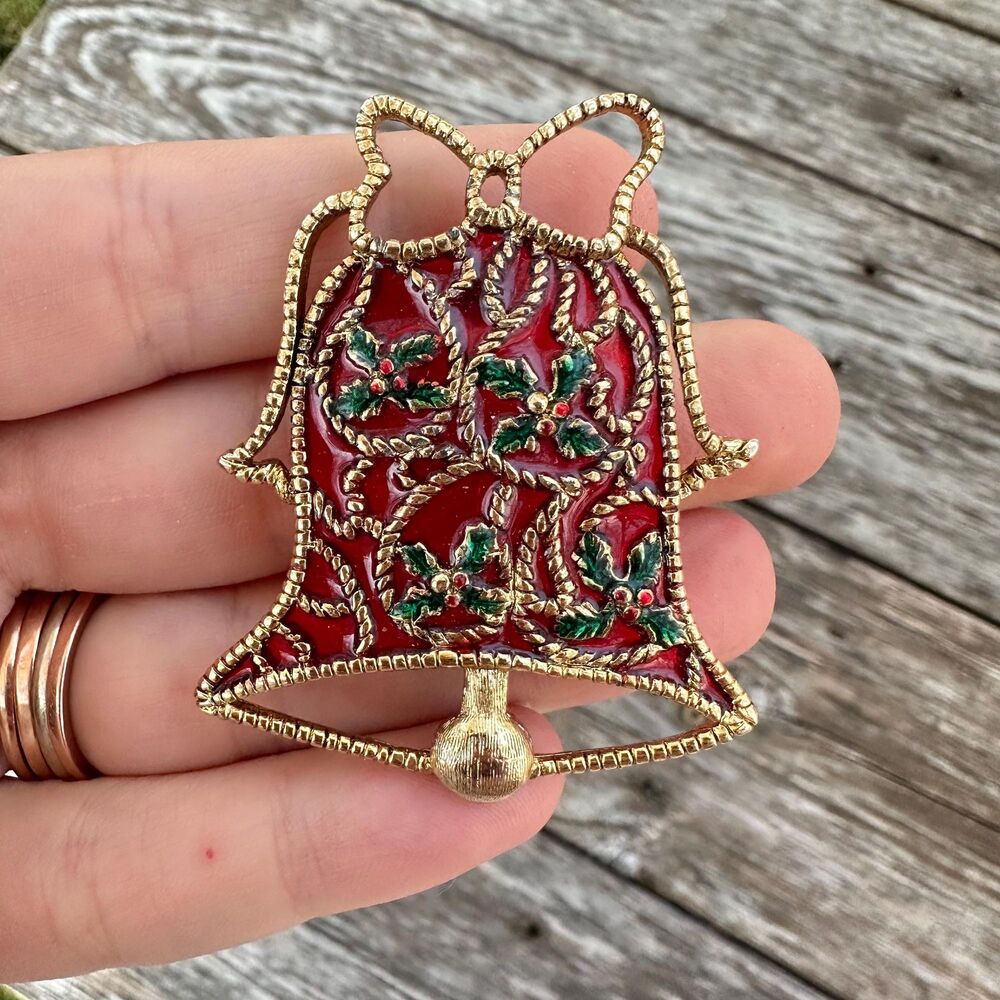 Vintage Jewerly Christmas Bell Brooch Pin
